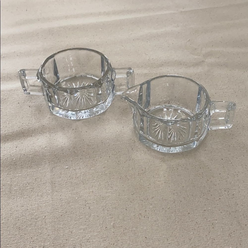 Heisey stackable cream and sugar